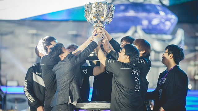 S15賽季戰(zhàn)隊首發(fā)陣容：EDG、RNG、TES等隊陣容一覽